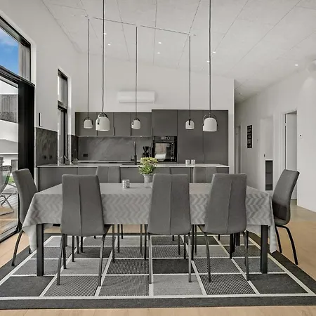 Casa de Férias Gorgeous In With Kitchen