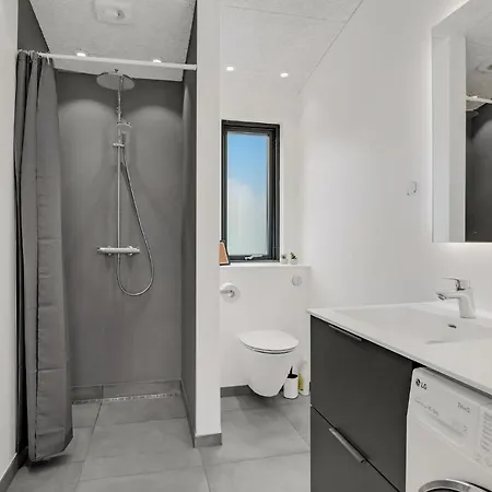 Casa vacanze Gorgeous In With Kitchen Sjolund